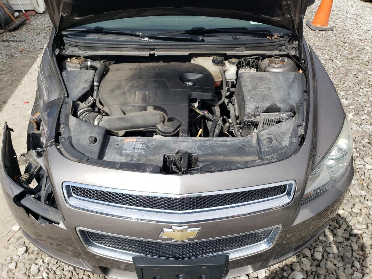 2012 Chevrolet Malibu - Image 13