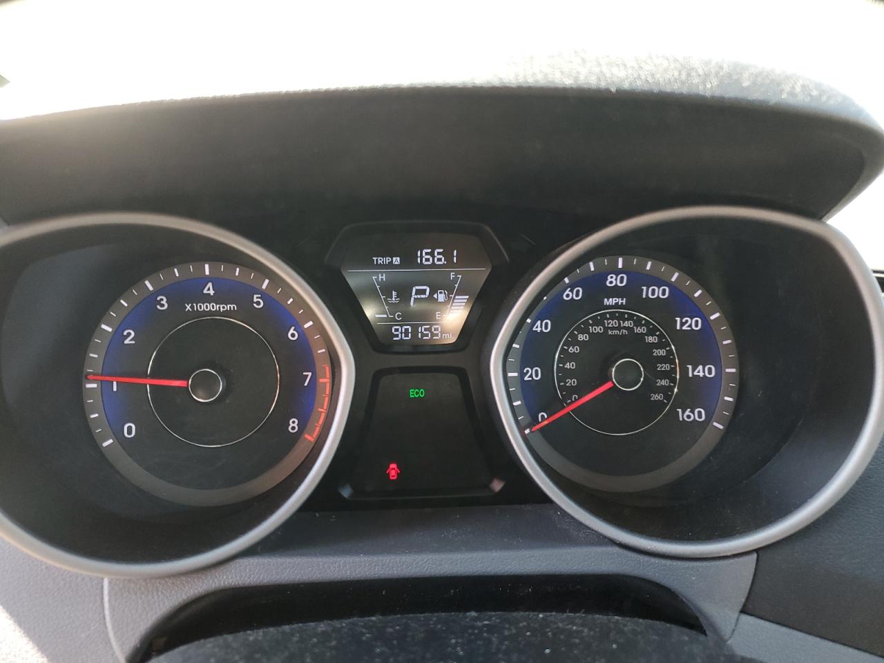 2015 Hyundai Elantra - Image 9