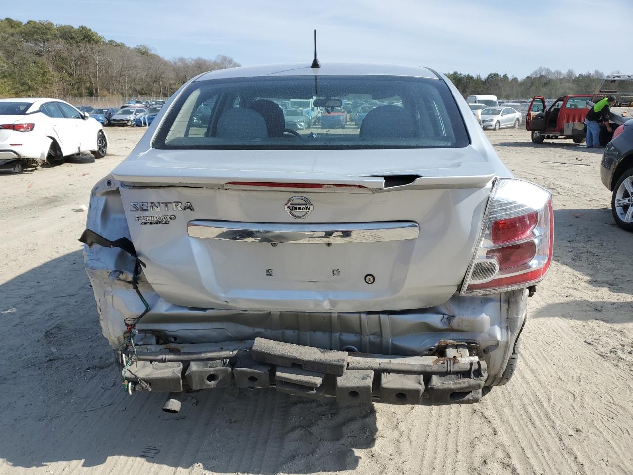 2012 Nissan Sentra - Image 6