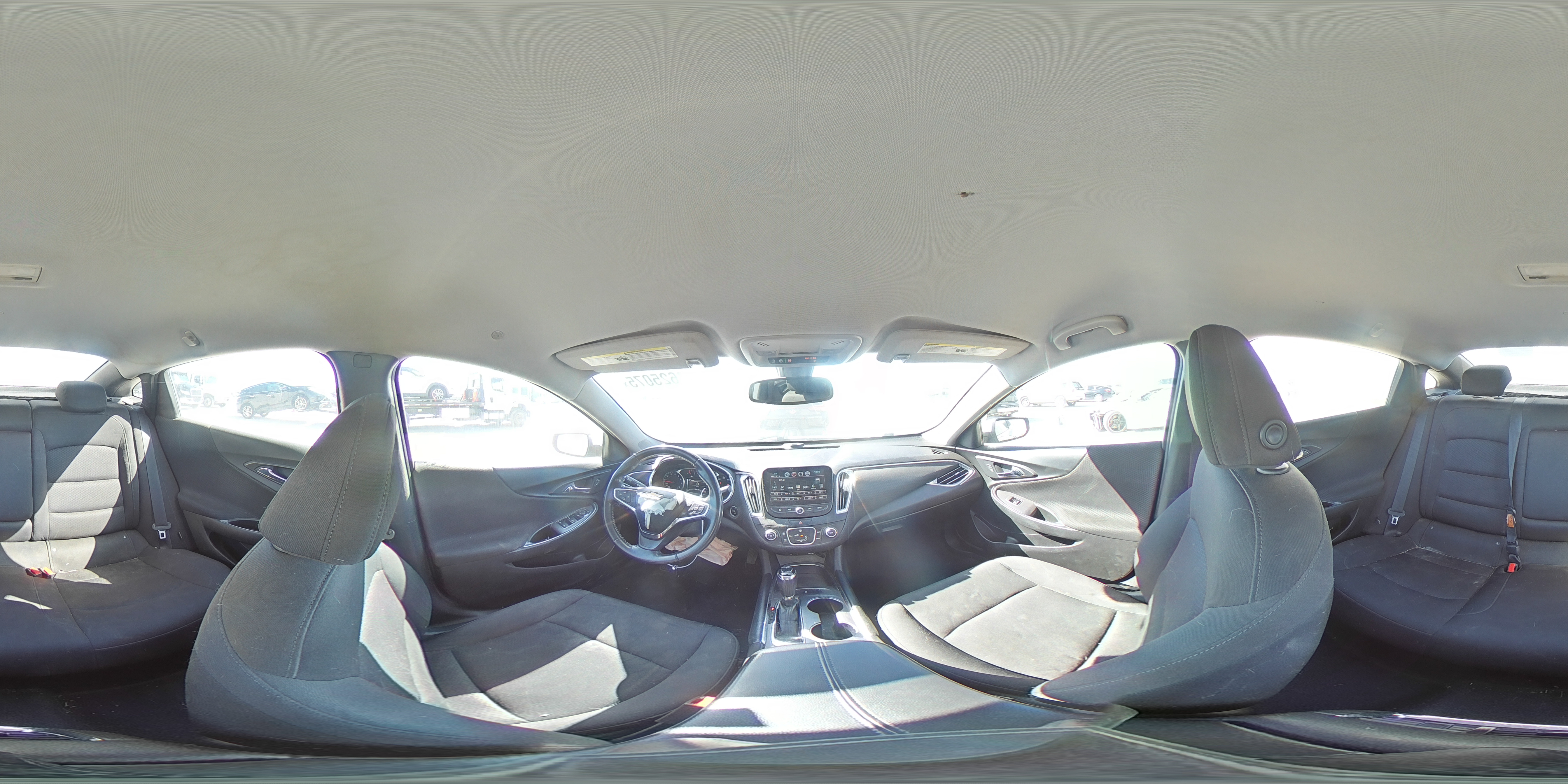 2018 Chevrolet Malibu - Image 13
