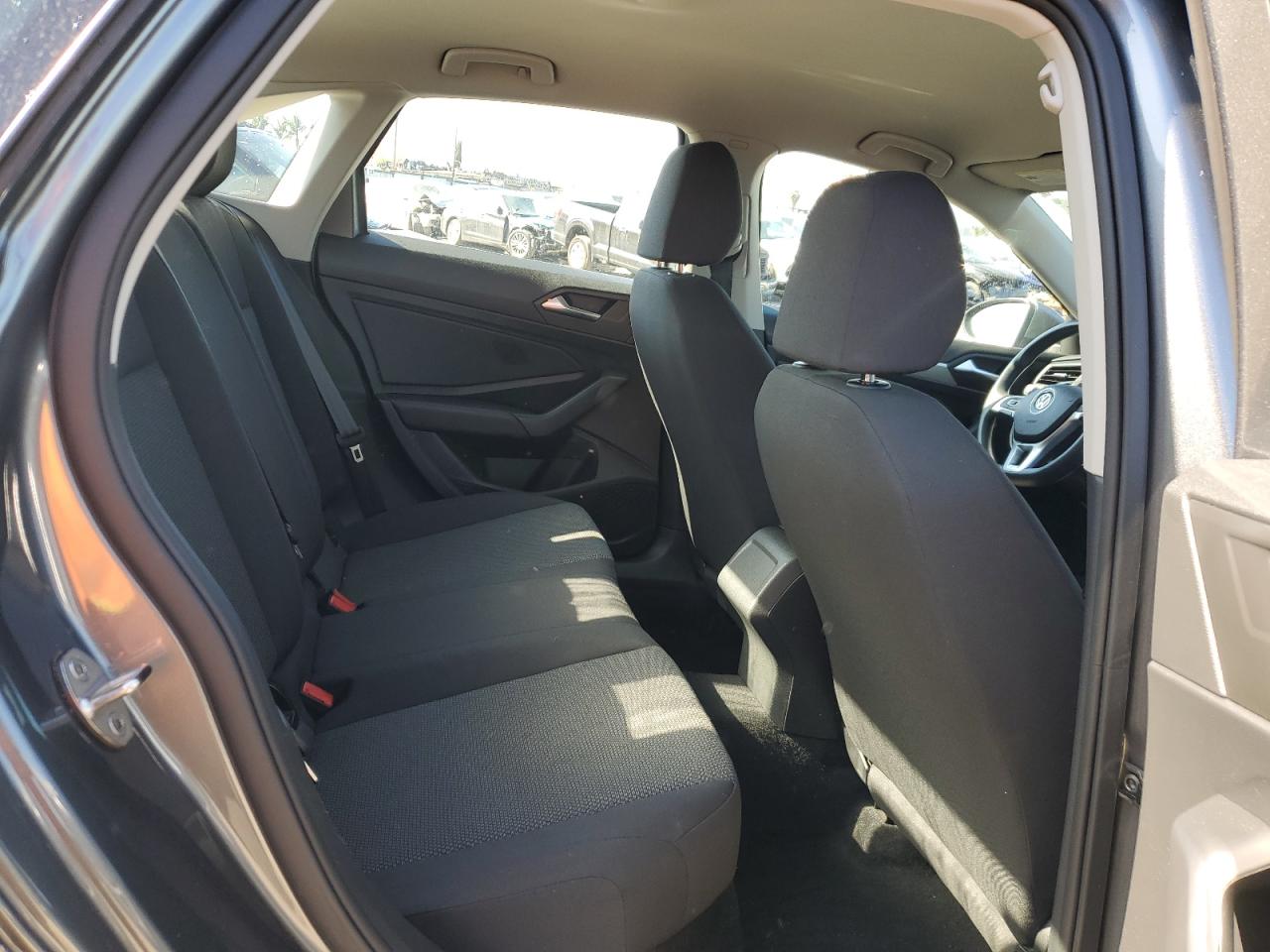 2019 Volkswagen Jetta - Image 10