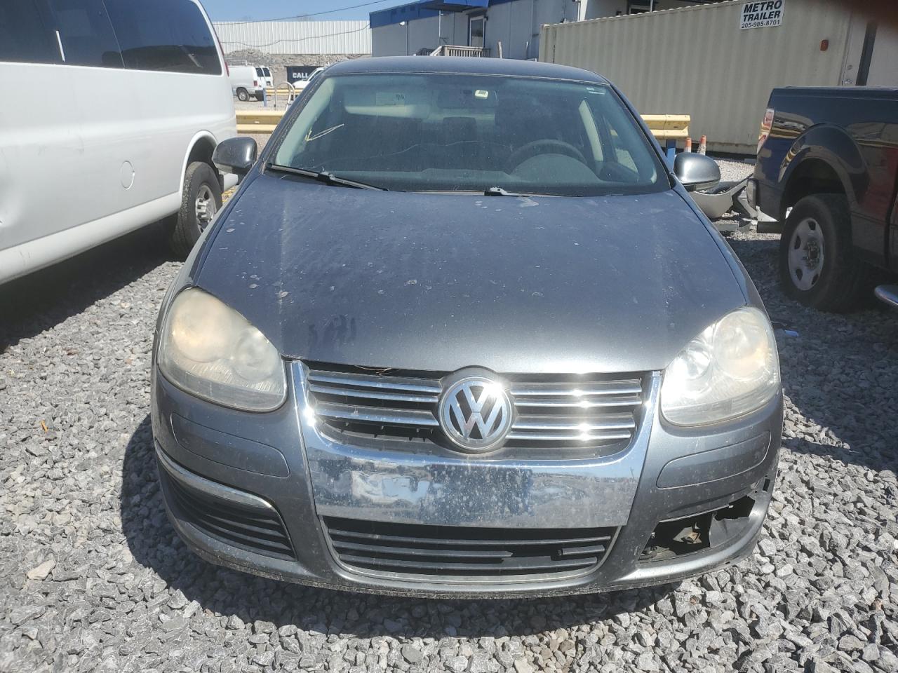 2010 Volkswagen Jetta - Image 5