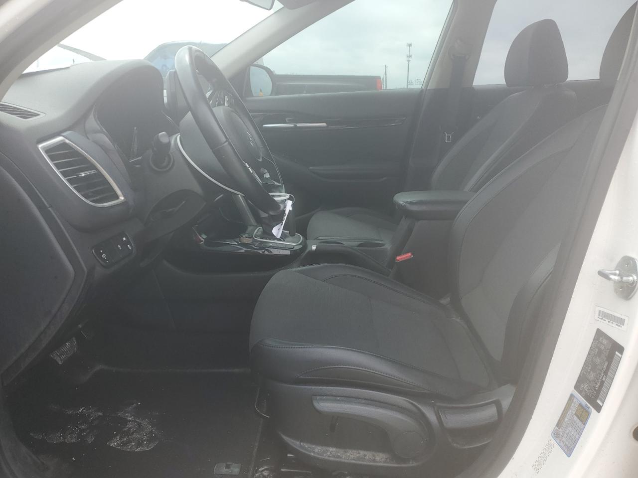 2023 Kia Seltos - Image 7