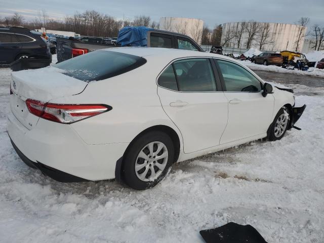 TOYOTA CAMRY 2019 Biały