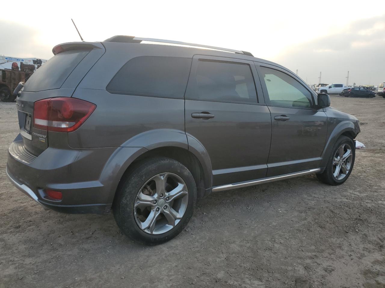 2016 Dodge Journey - Image 3