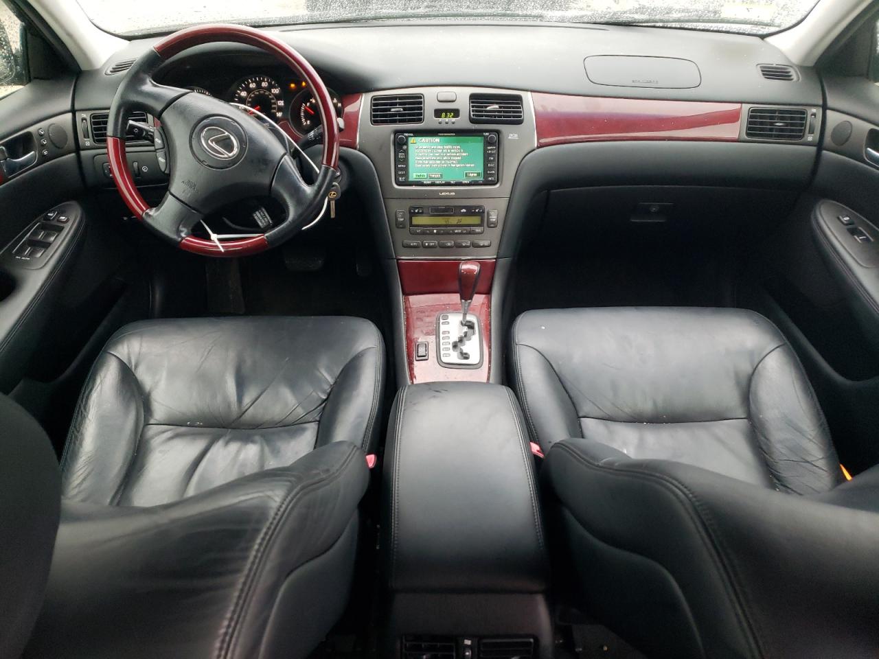 2004 Lexus ES - Image 8