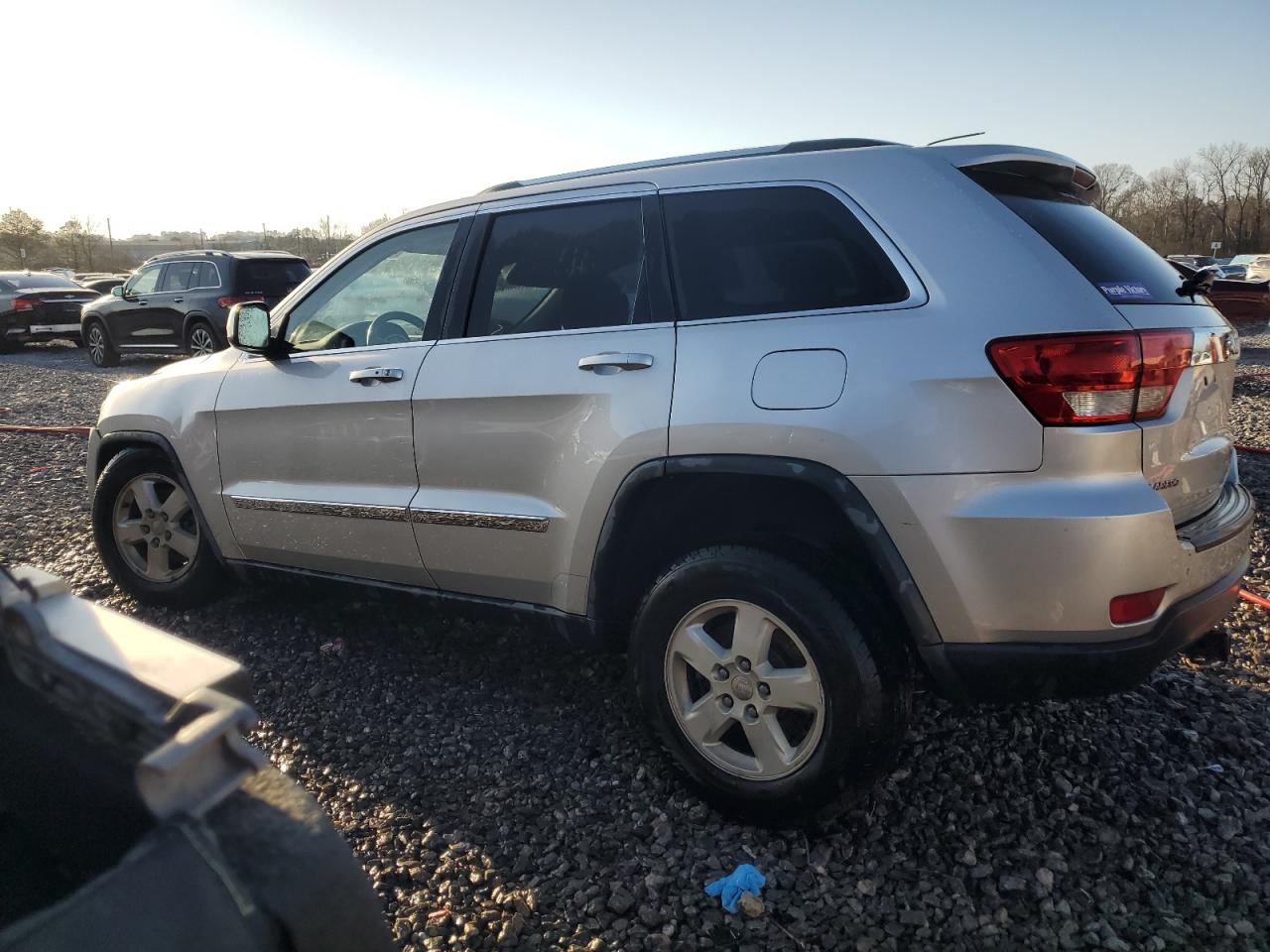 2011 Jeep Grand Cherokee - Image 2