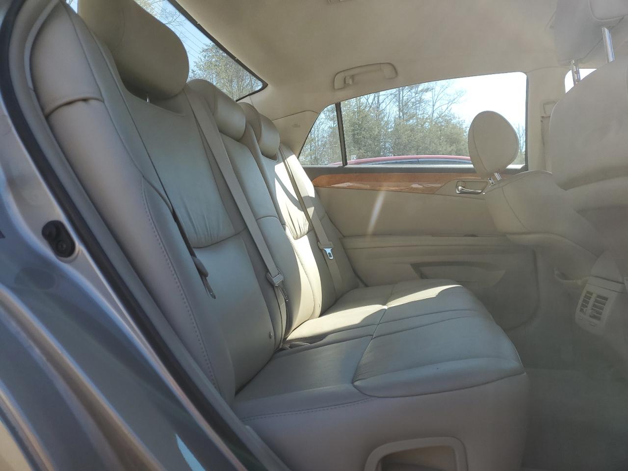 2007 Toyota Avalon - Image 10
