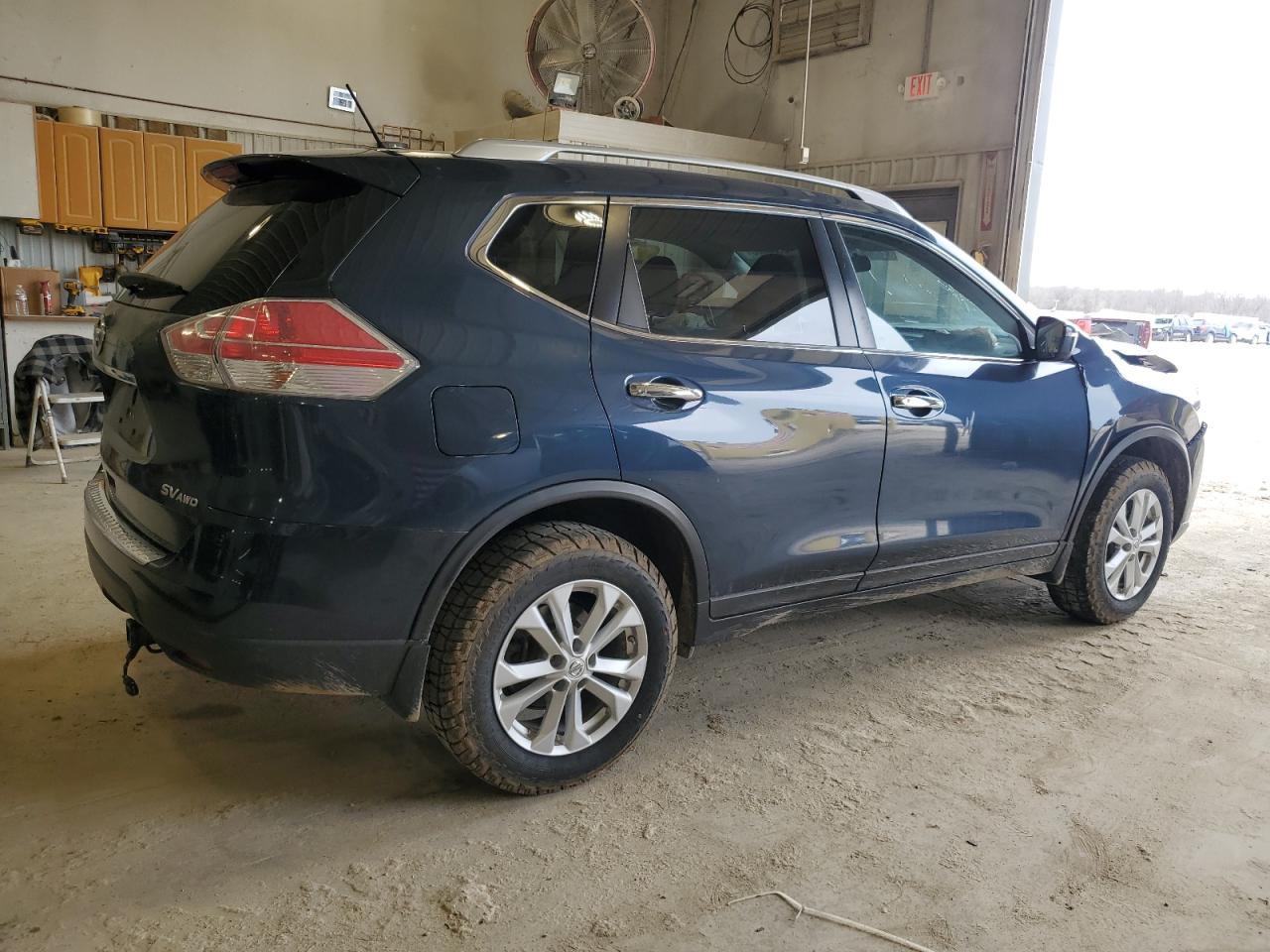 2015 Nissan Rogue - Image 3