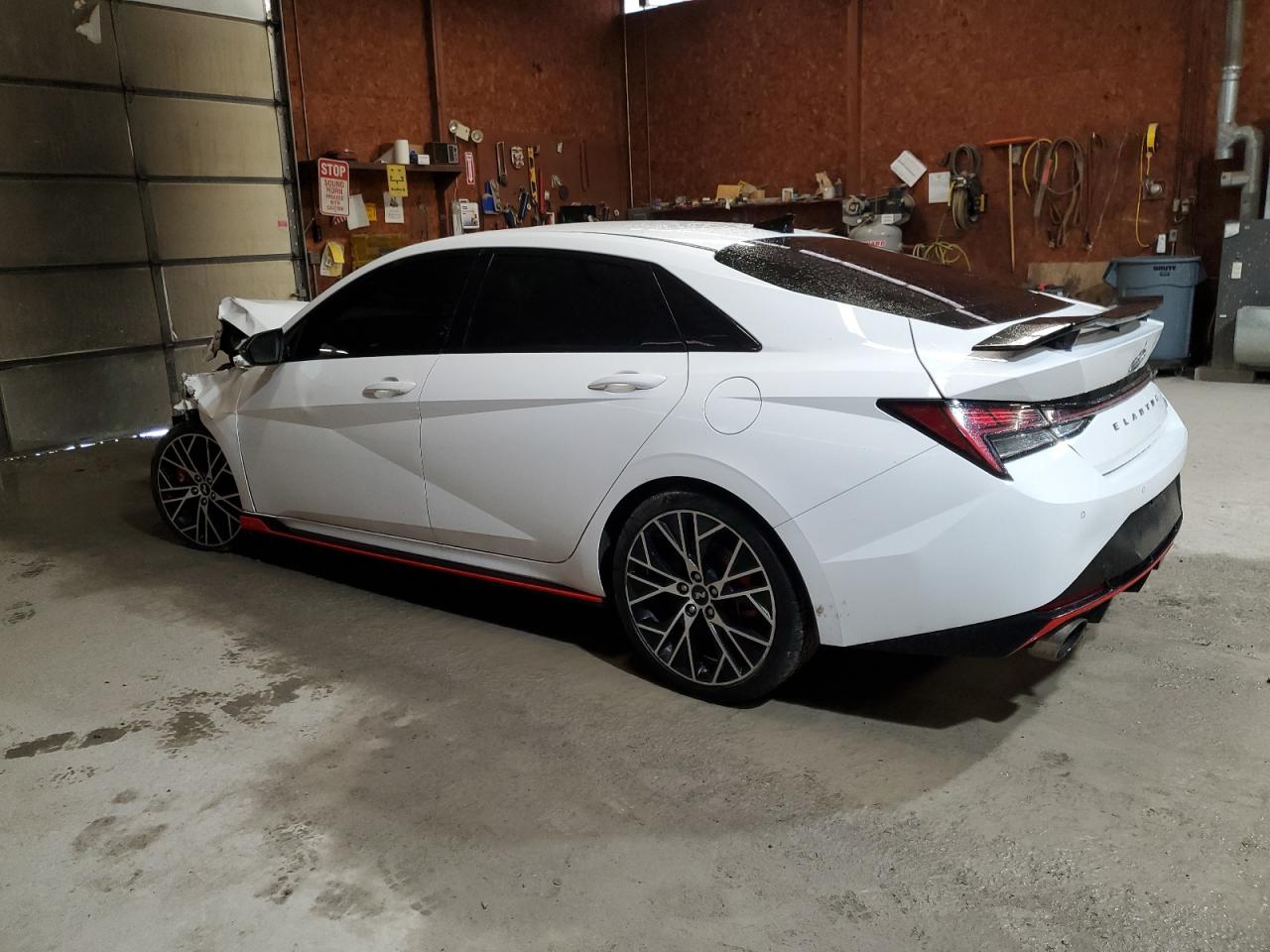 2022 Hyundai Elantra - Image 2