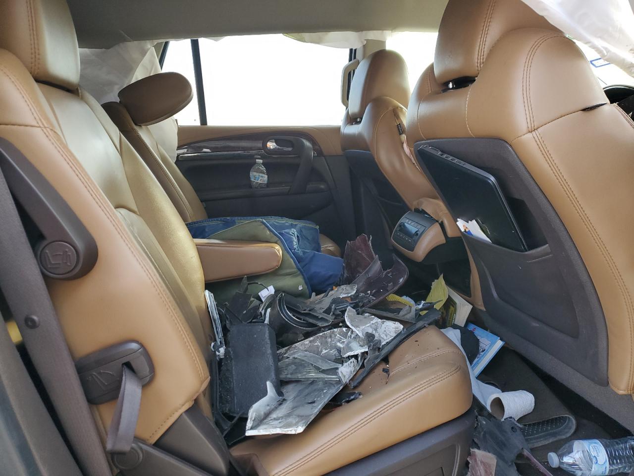 2016 Buick Enclave - Image 11