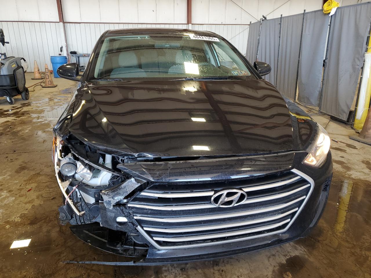 2018 Hyundai Elantra - Image 5