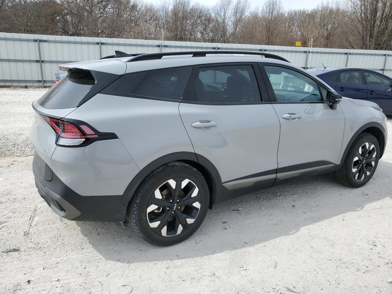 2024 Kia Sportage - Image 3