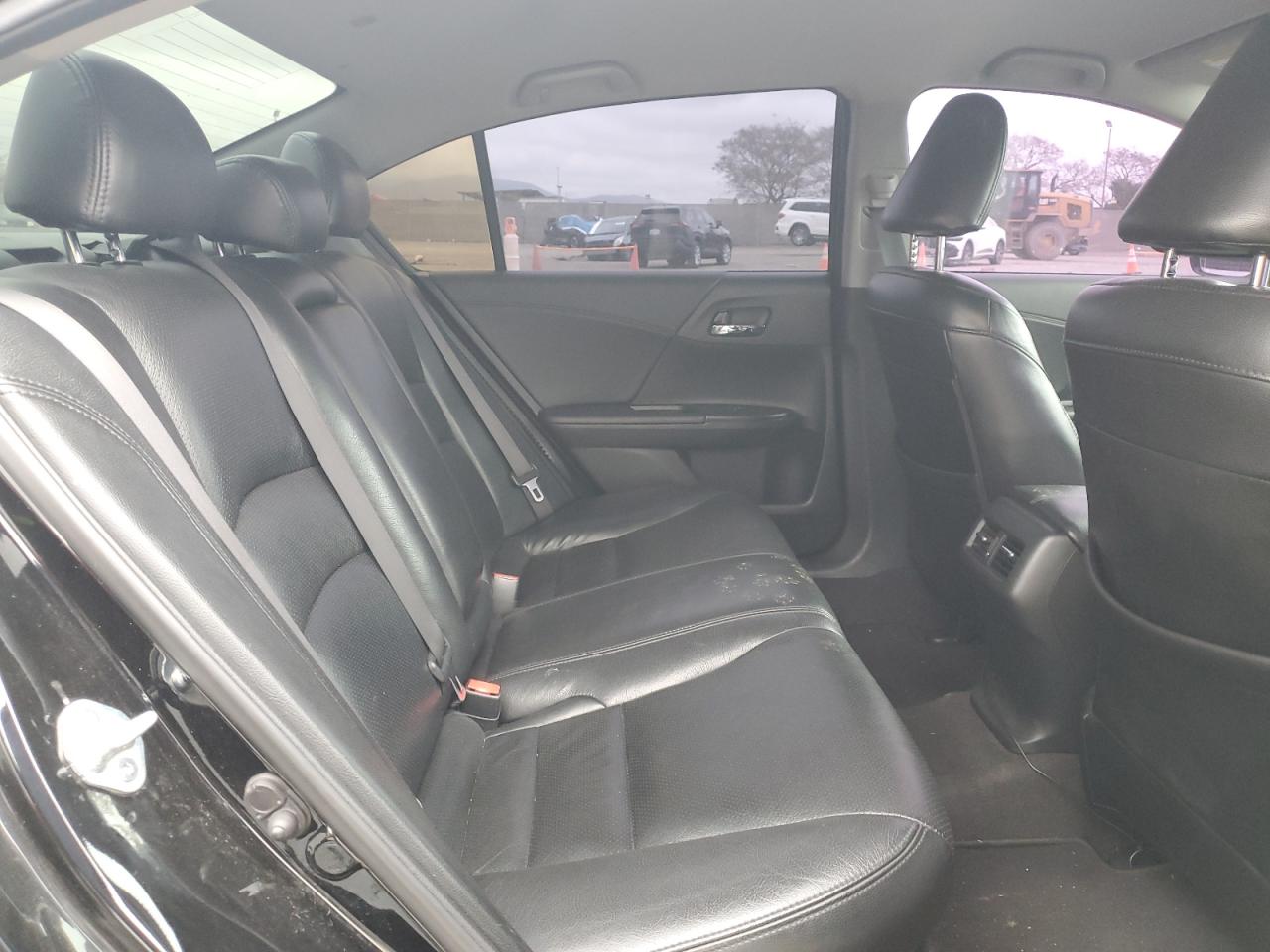 2017 Honda Accord - Image 10