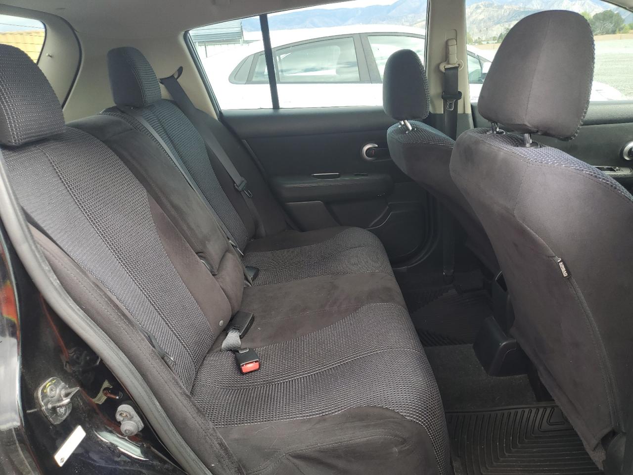 2012 Nissan Versa - Image 10