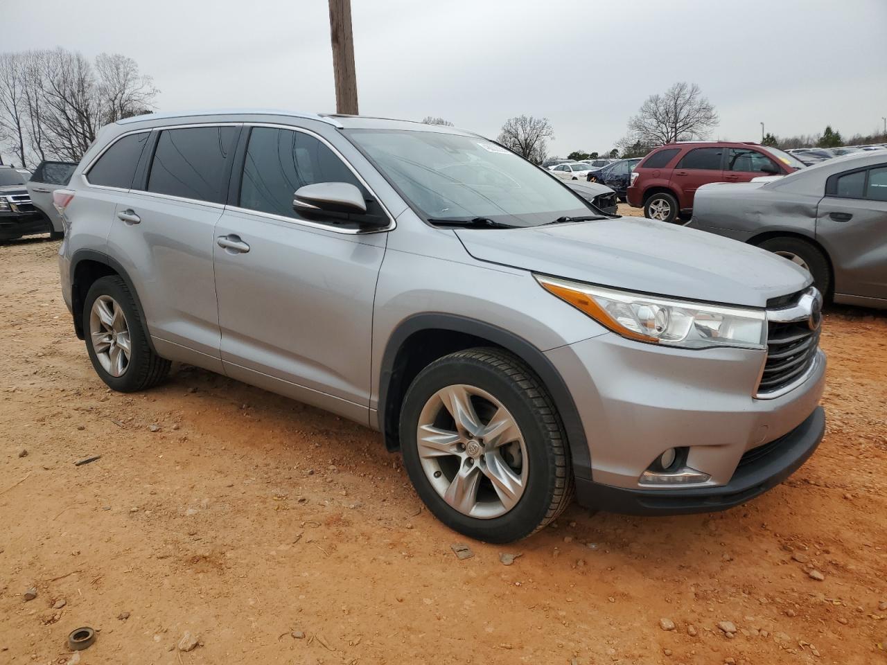 2015 Toyota Highlander - Image 4