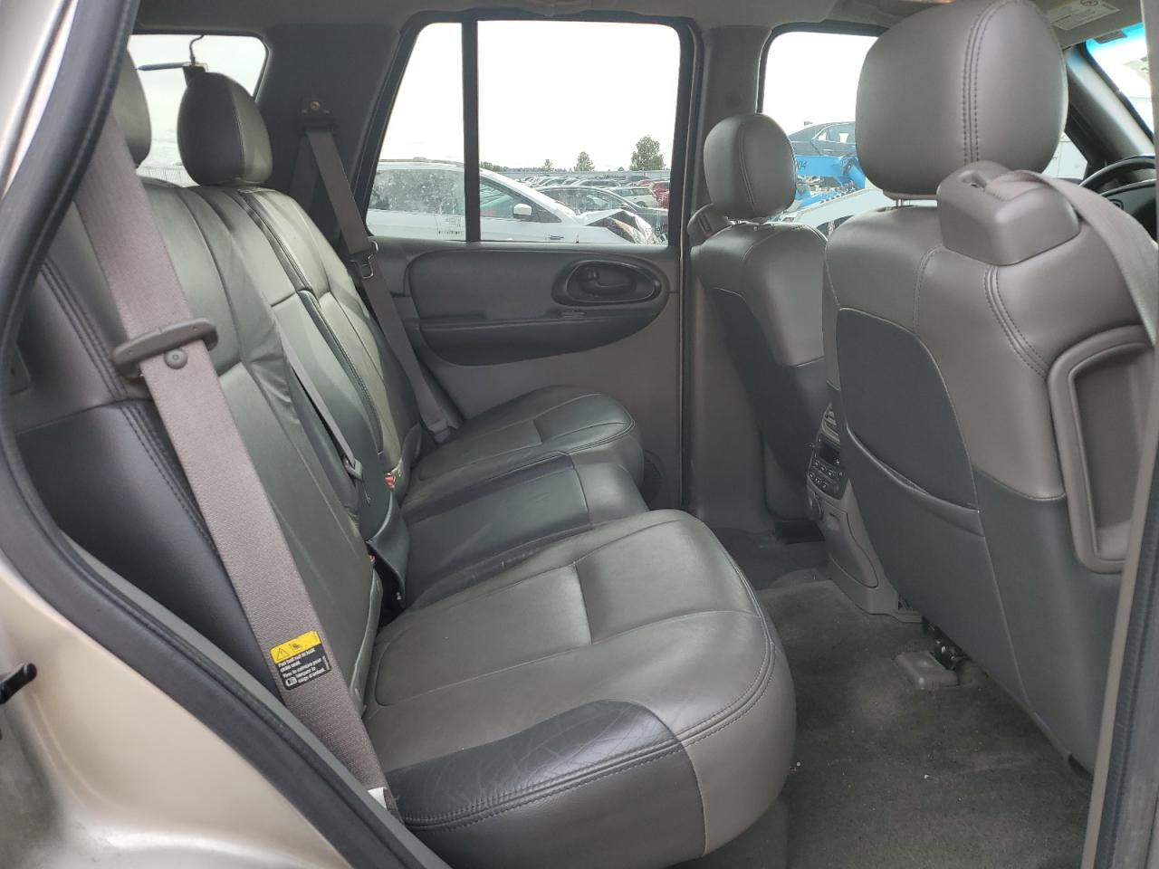2003 Chevrolet TrailBlazer - Image 11
