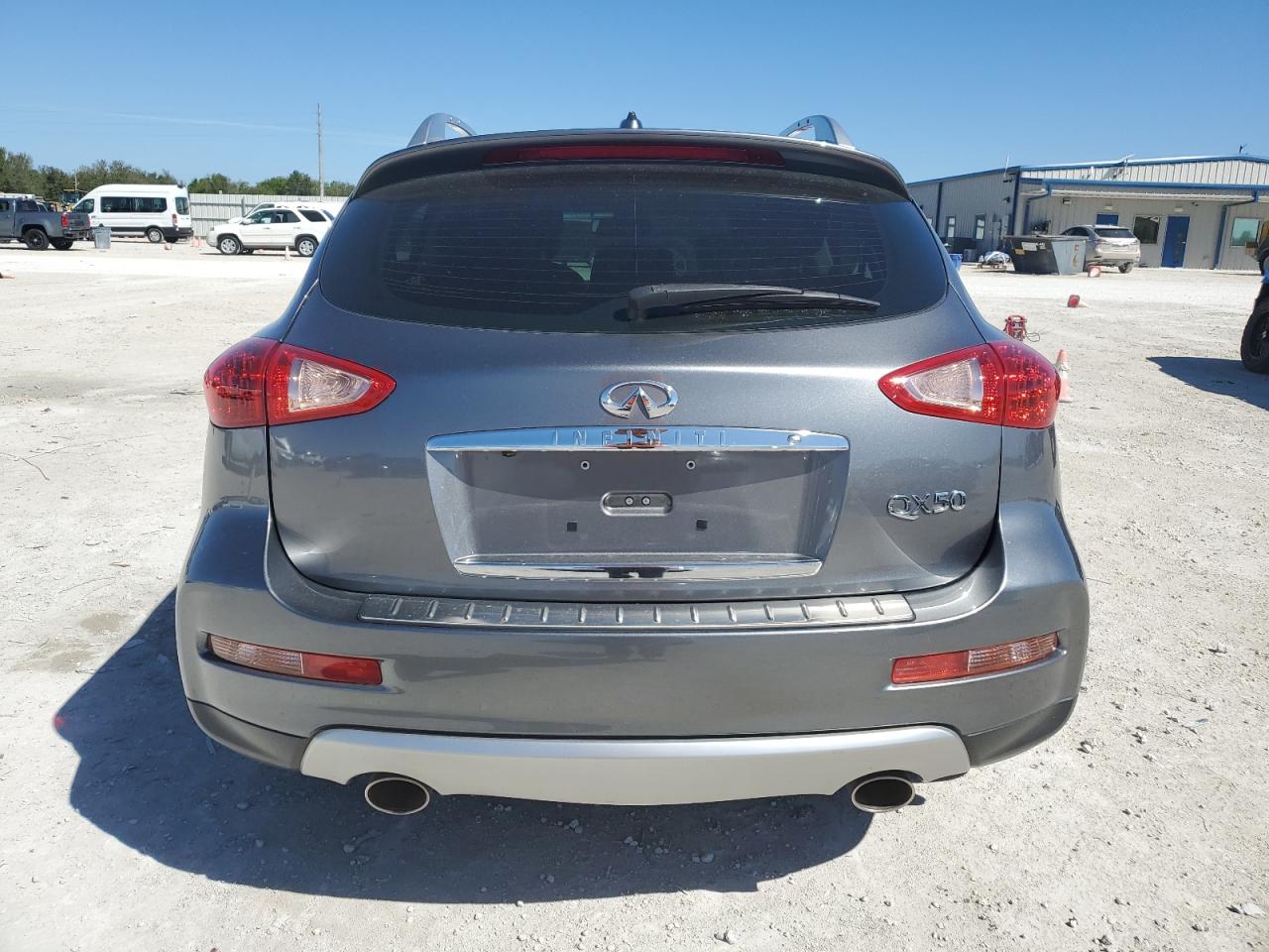 2017 Infiniti QX50 - Image 6