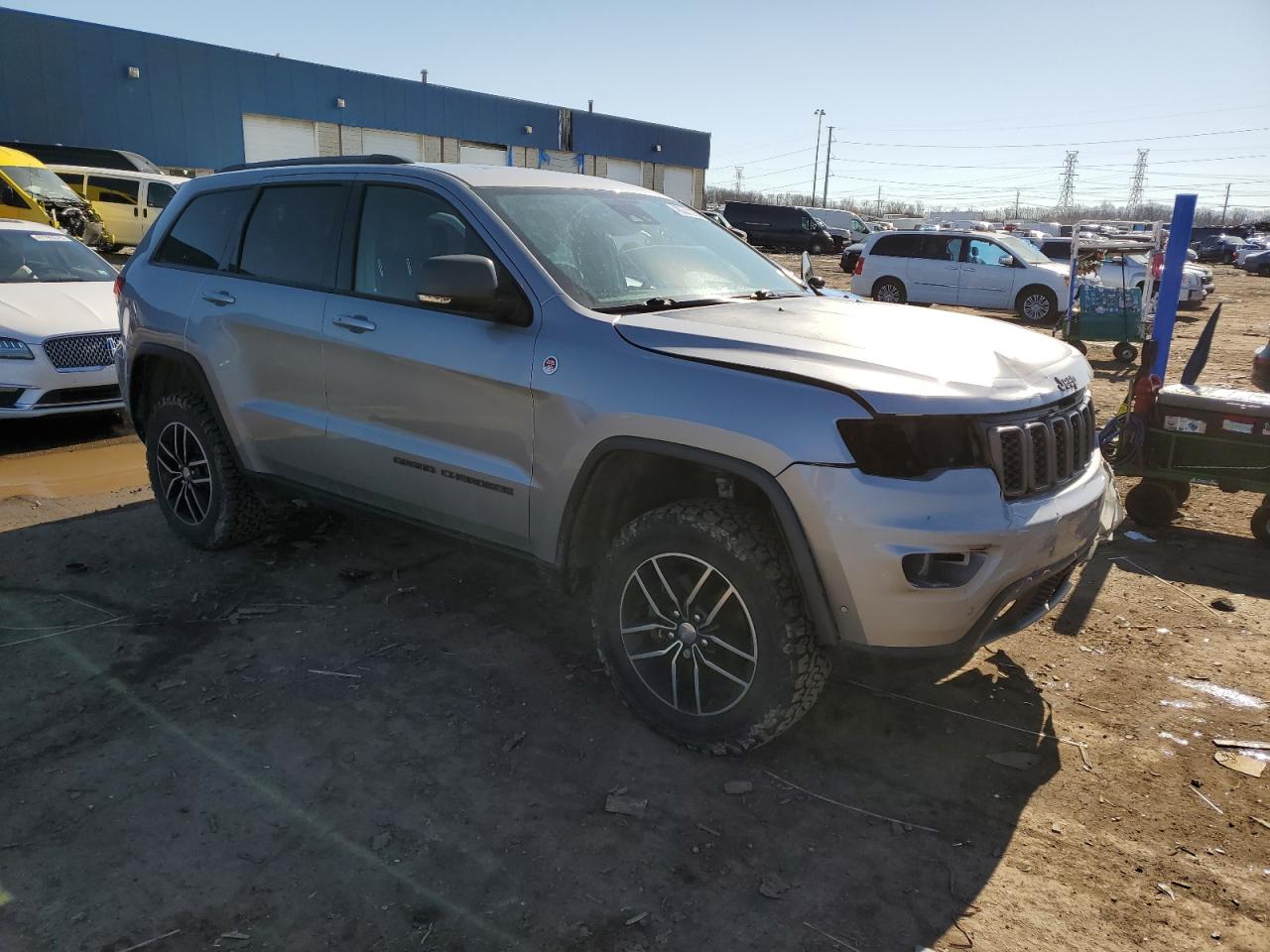 2017 Jeep Grand Cherokee - Image 4