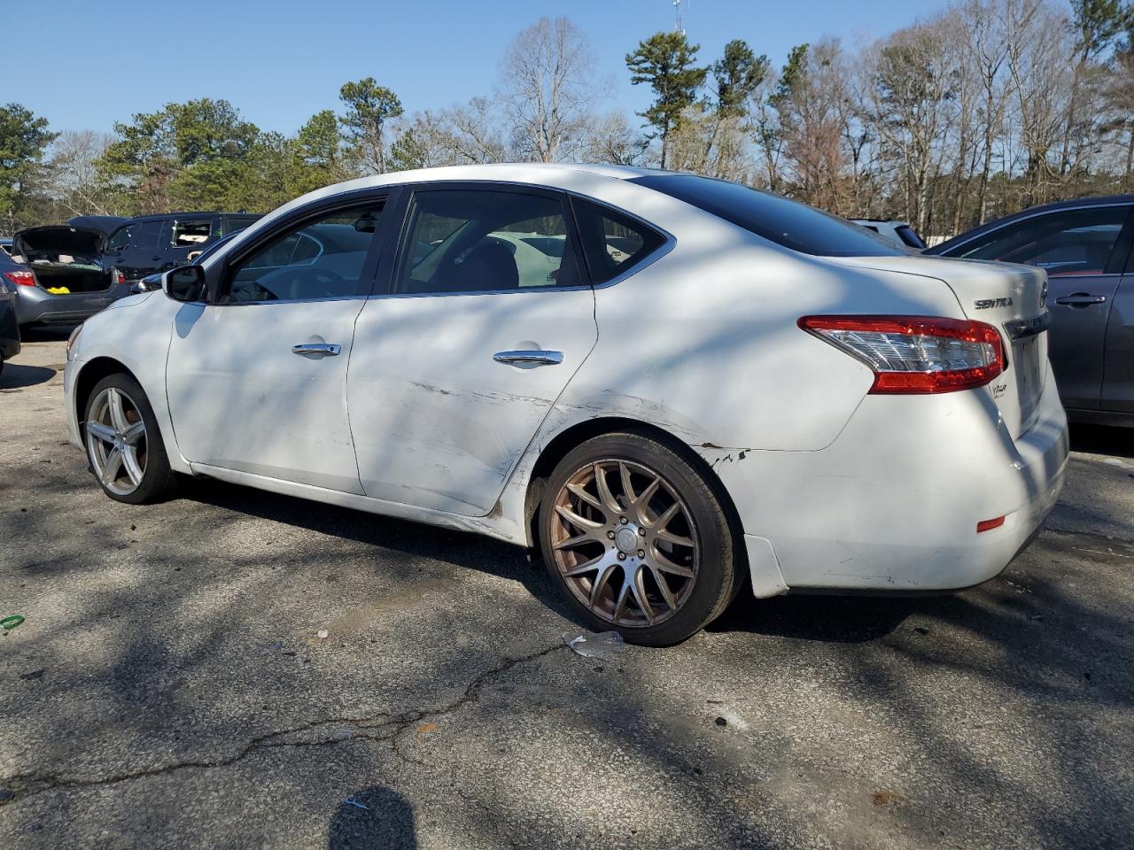 2015 Nissan Sentra - Image 2