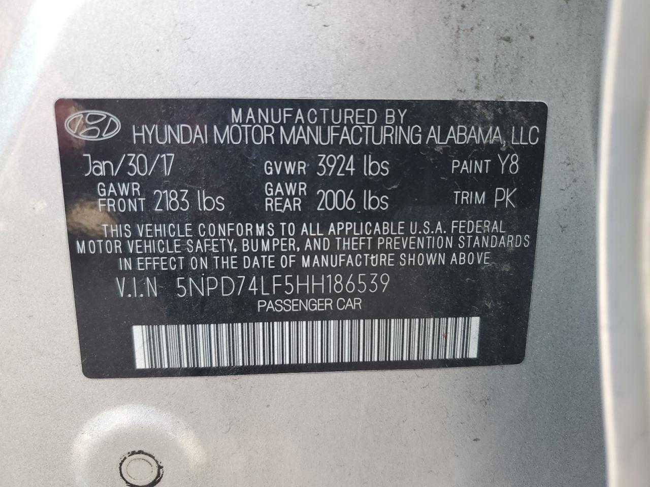 2017 Hyundai Elantra - Image 12
