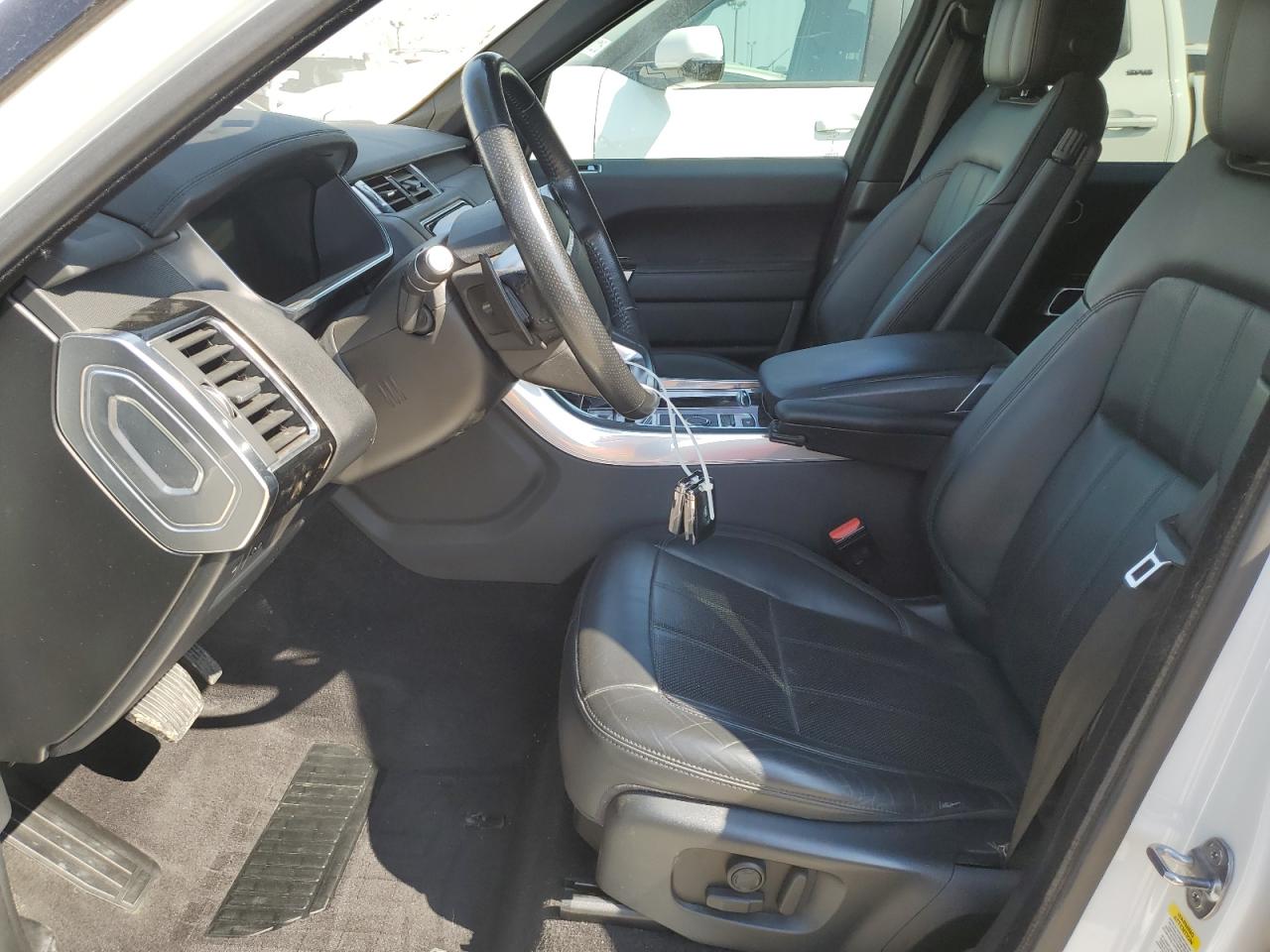 2018 Land Rover Range Rover - Image 7