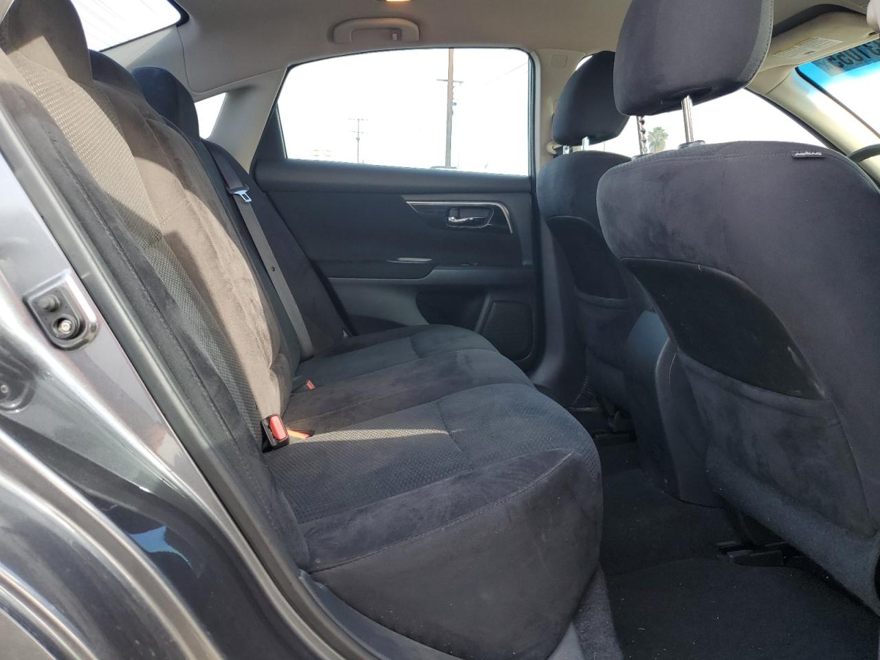2014 Nissan Altima - Image 10