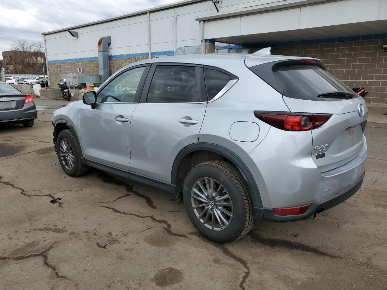 2017 Mazda CX-5 - Image 2