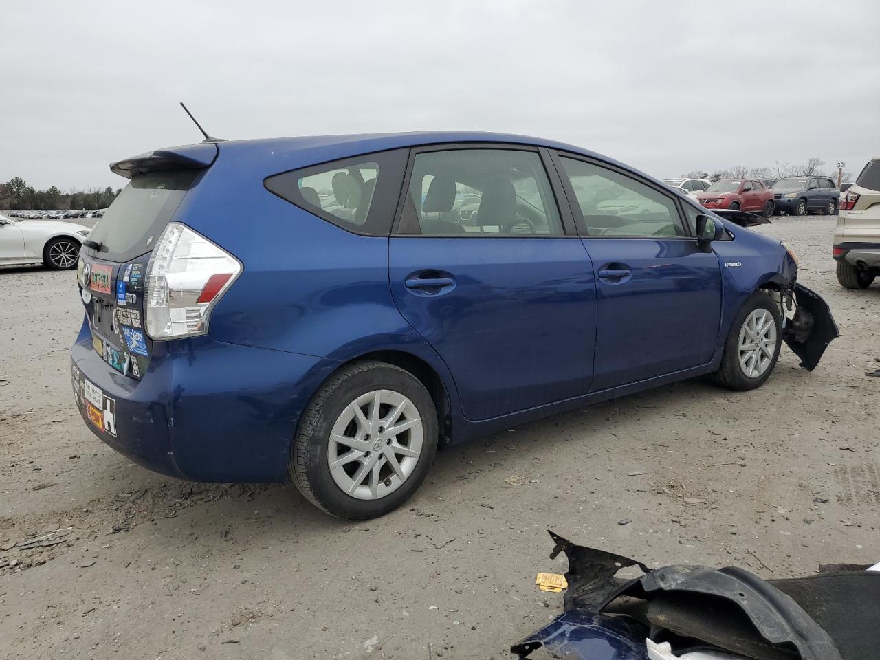 2014 Toyota Prius - Image 3