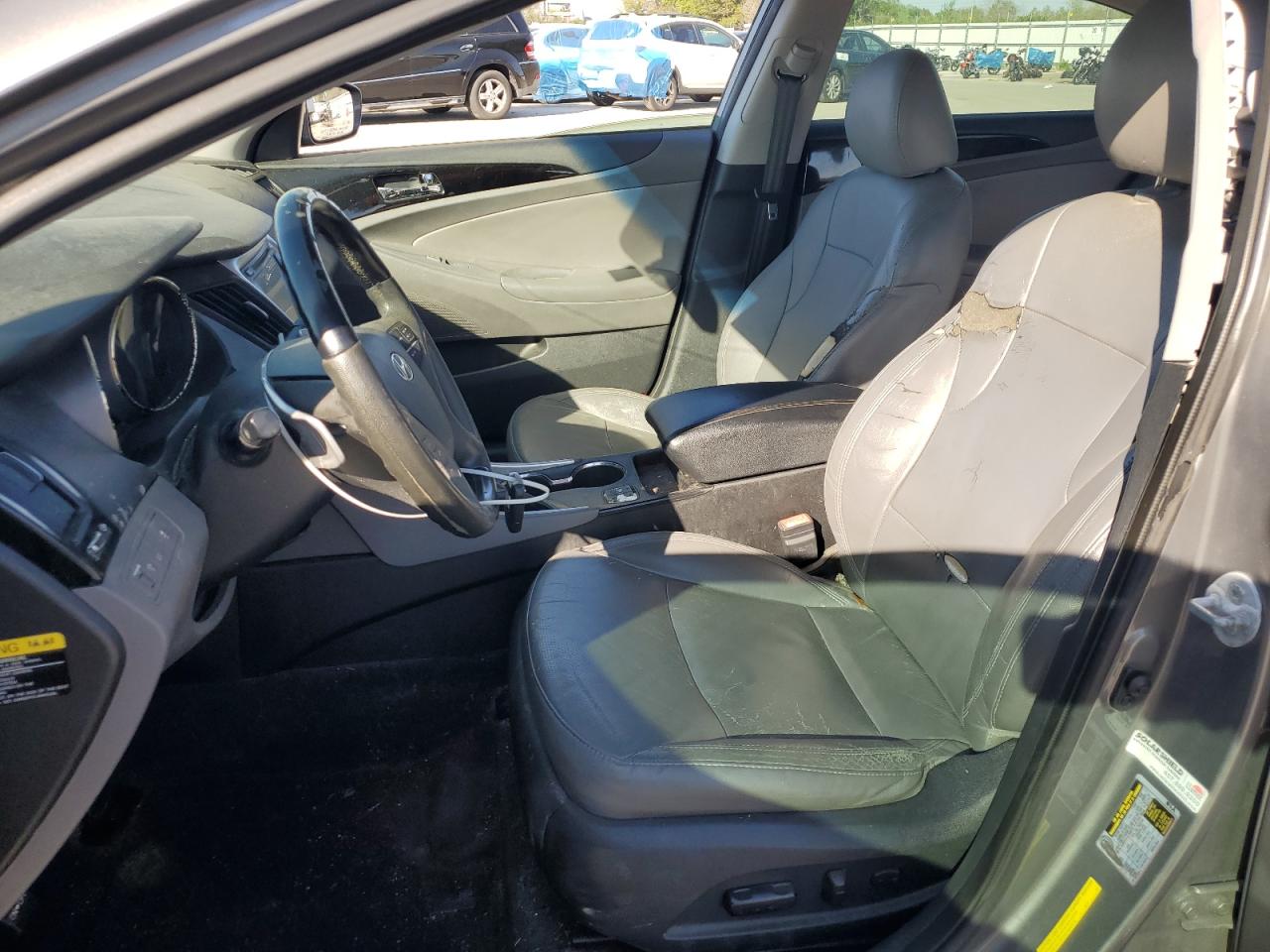 2013 Hyundai Sonata - Image 7