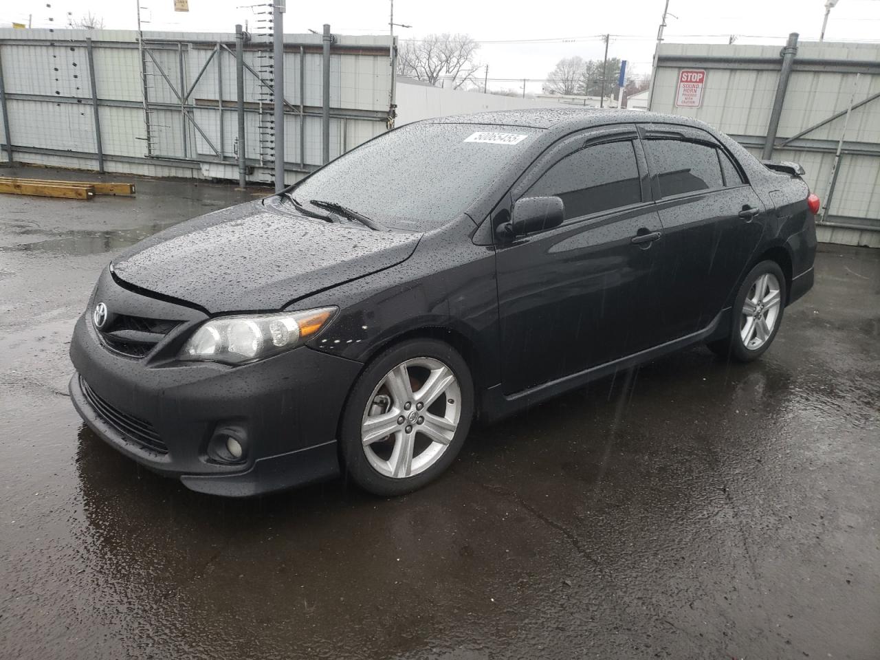 2013 Toyota Corolla Base იყიდება New Britain-ში, CT - Undercarriage