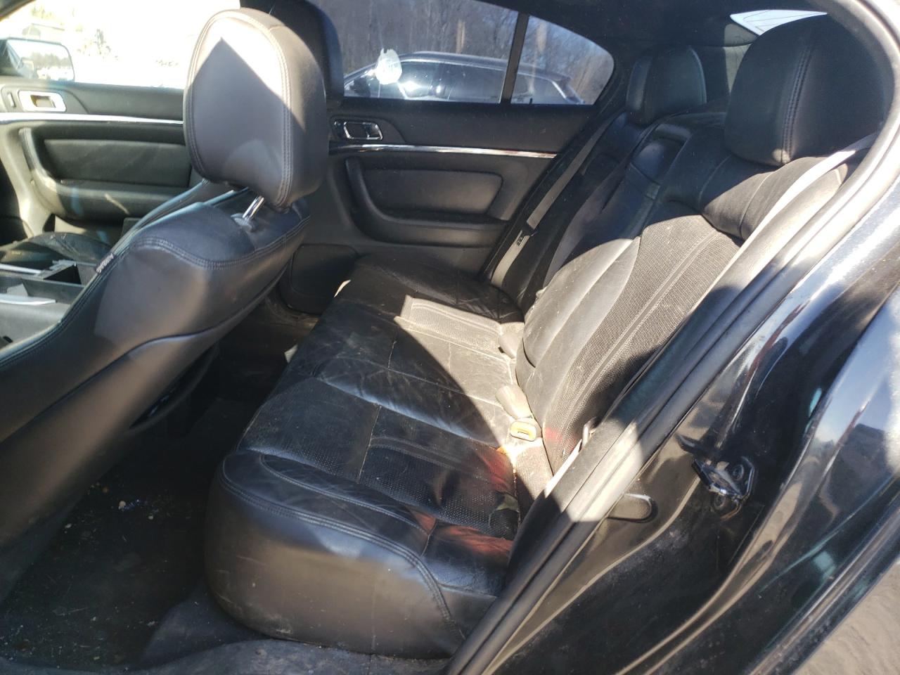 2009 Lincoln MKS - Image 10