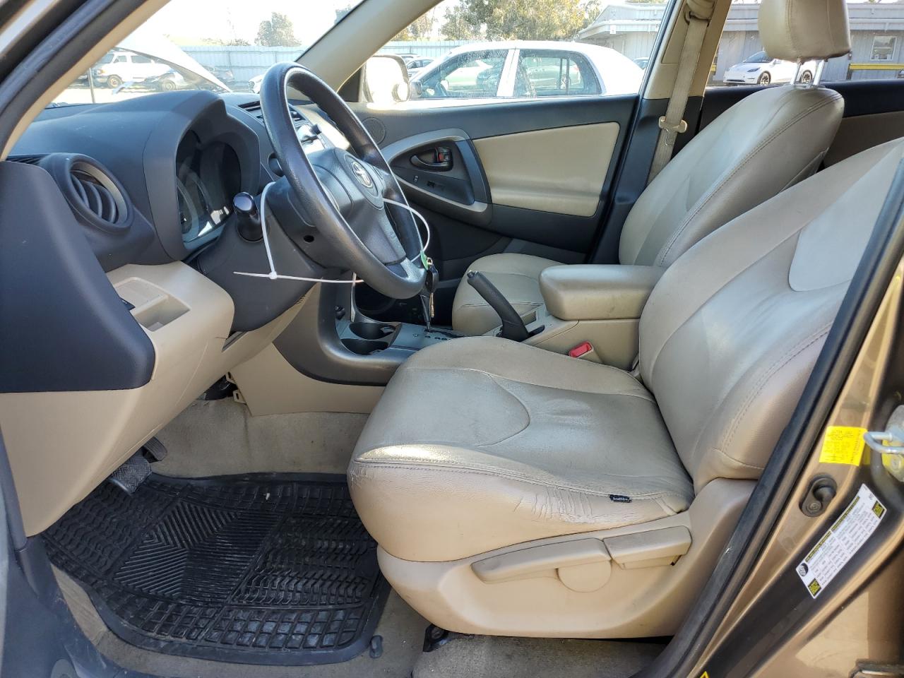 2011 Toyota RAV 4 - Image 7