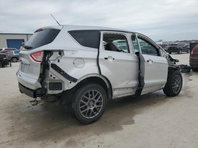  FORD ESCAPE 2016 Srebrny