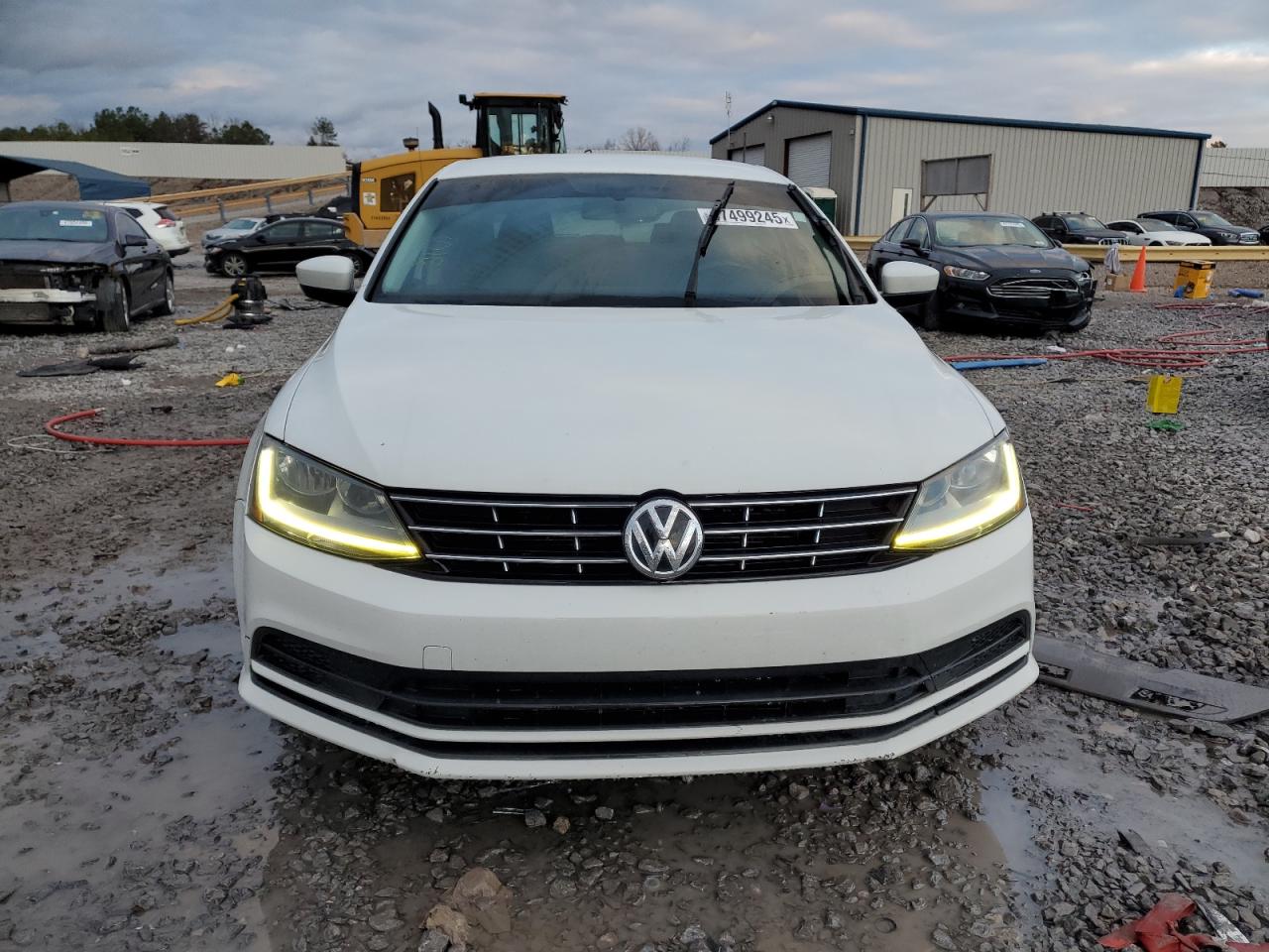 2018 Volkswagen Jetta - Image 5