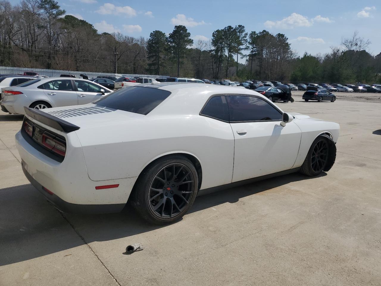 2016 Dodge Challenger - Image 3