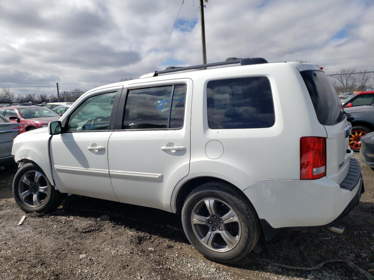 2015 Honda Pilot - Image 2