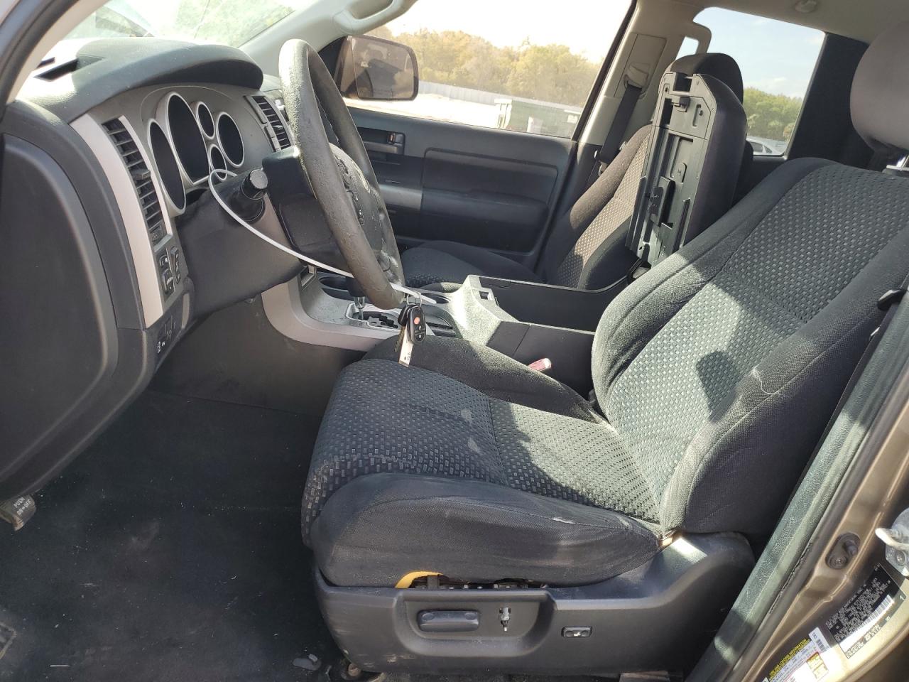 2010 Toyota Tundra - Image 7