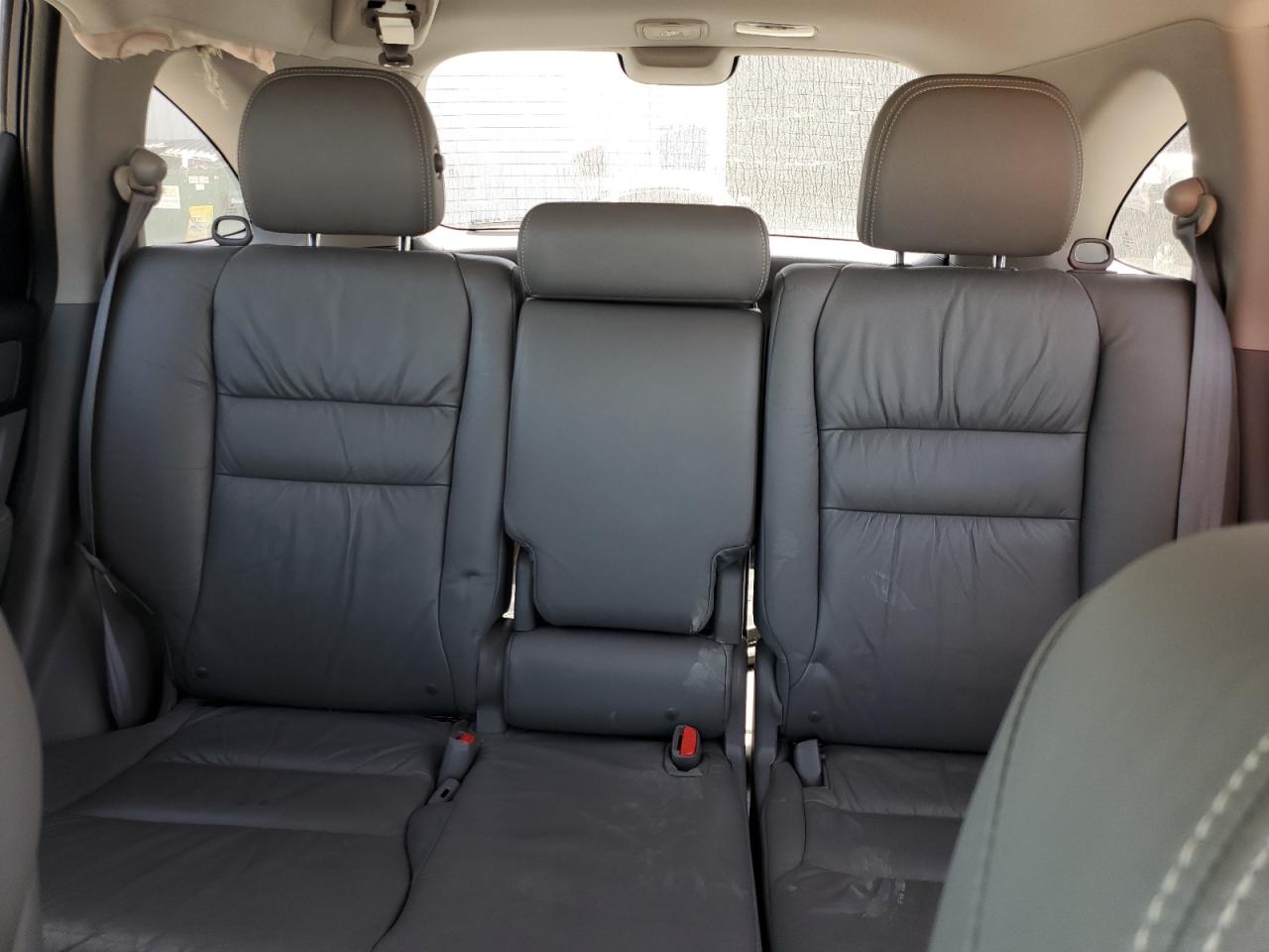 2010 Honda CR-V - Image 10