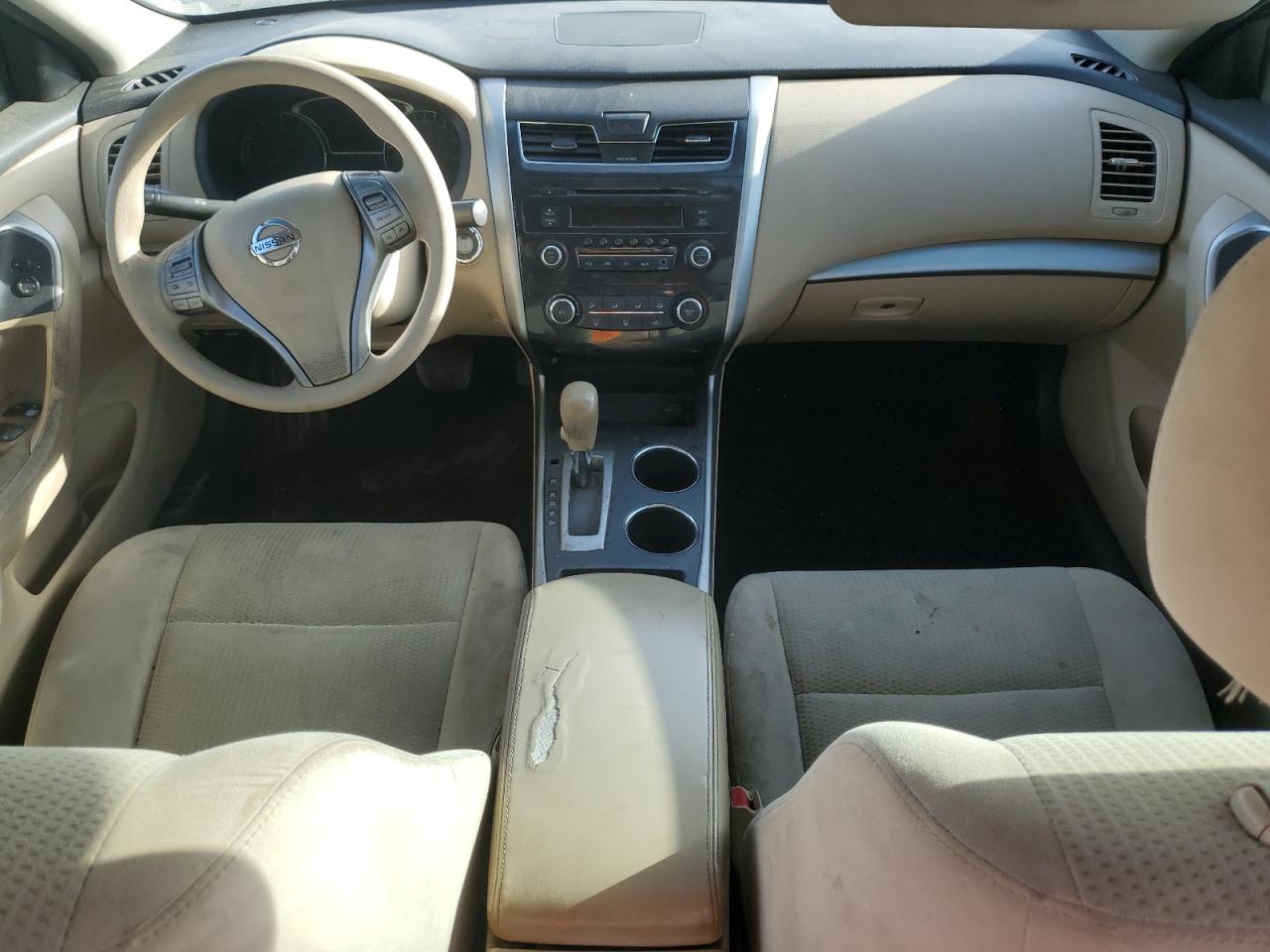 2015 Nissan Altima - Image 8