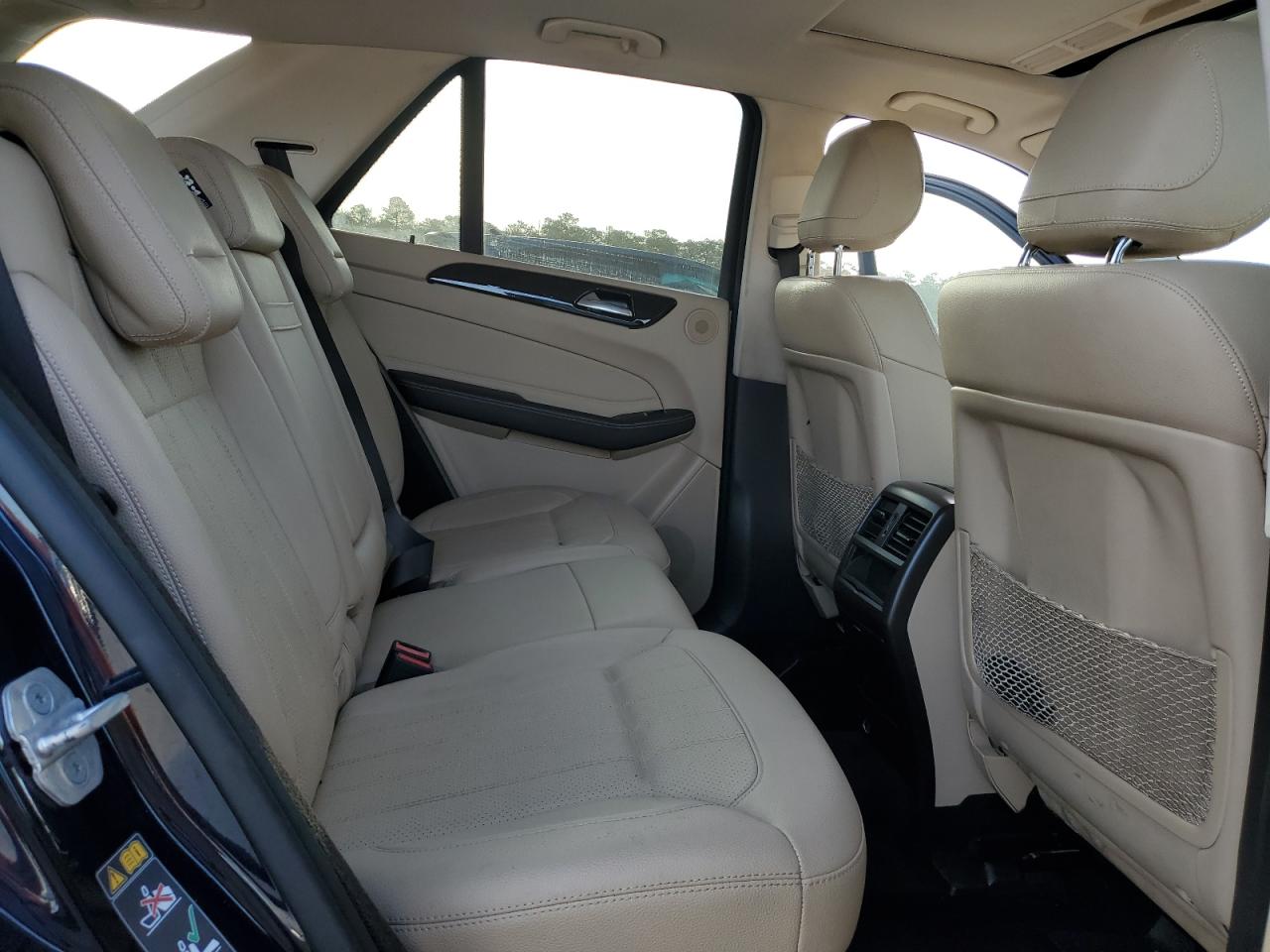 2016 Mercedes-Benz GLE - Image 12