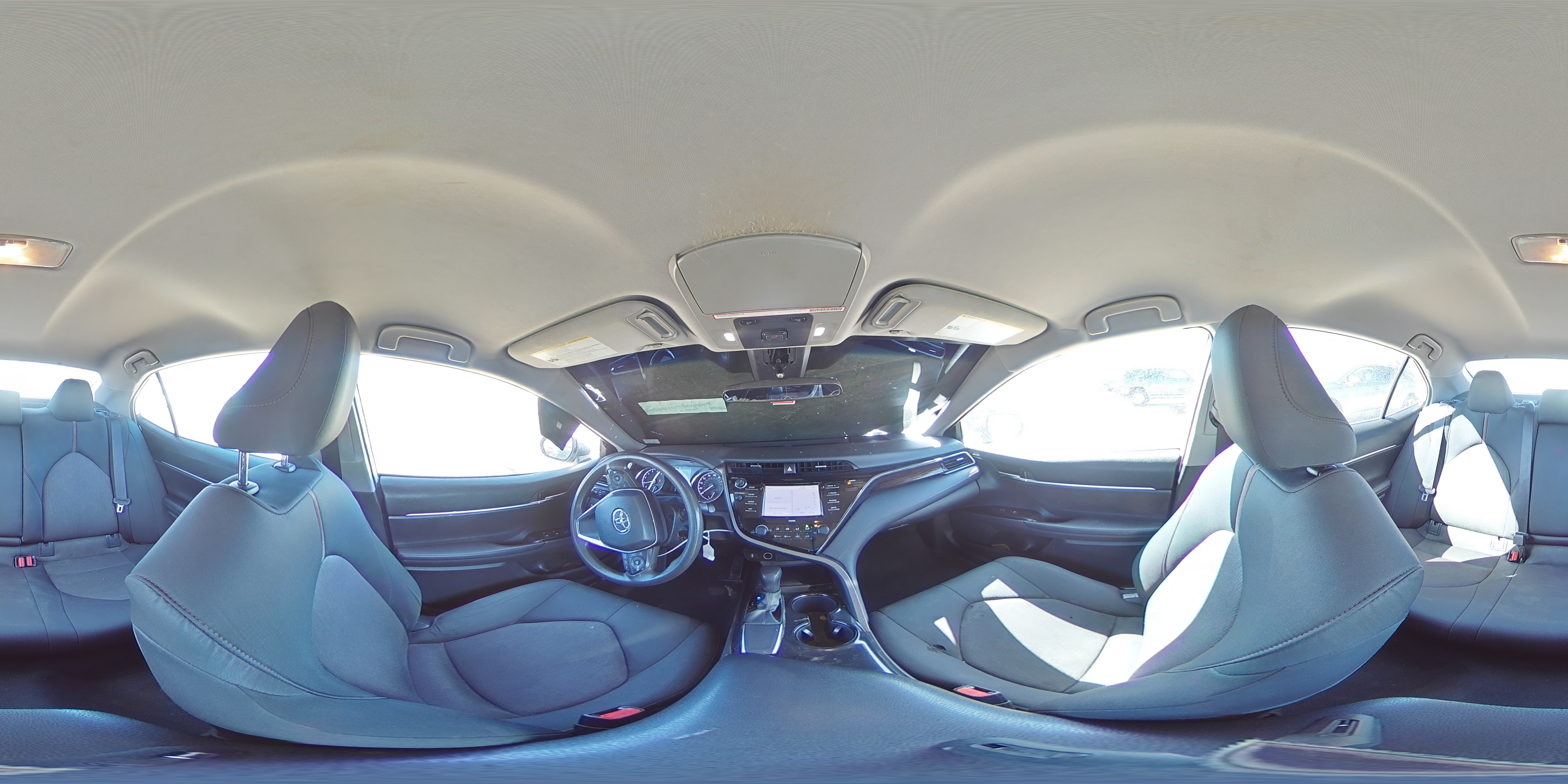 2020 Toyota Camry - Image 12