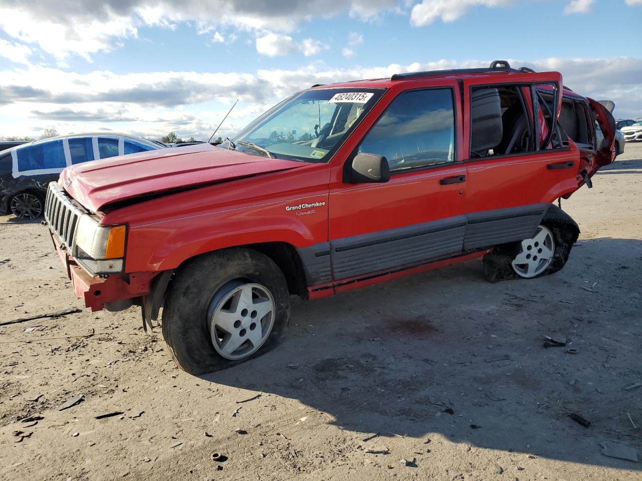 1994 Jeep Grand Cherokee Laredo for Sale in Fredericksburg, VA - All Over