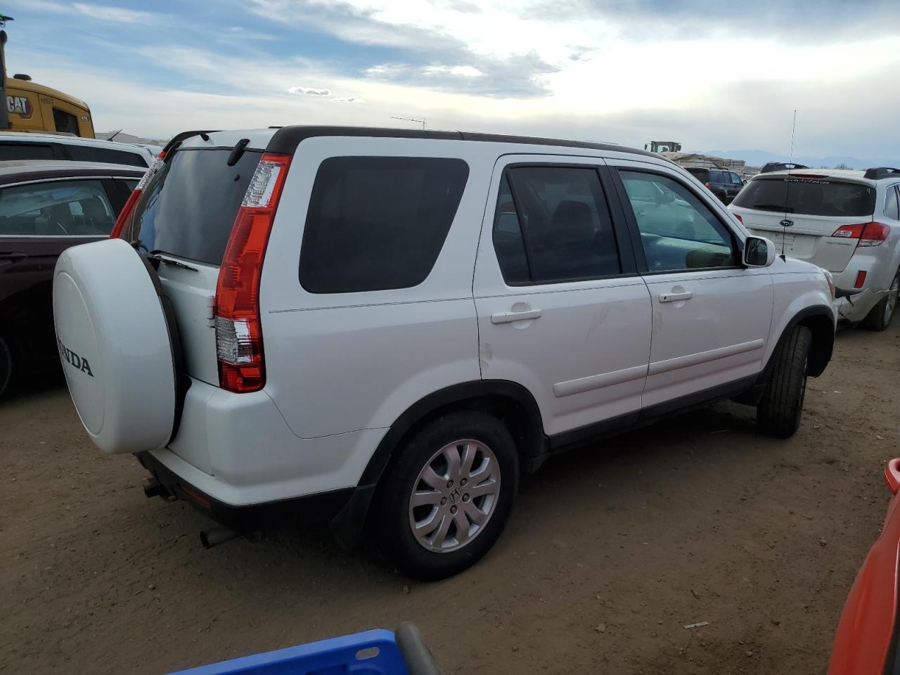 2005 Honda CR-V - Image 3