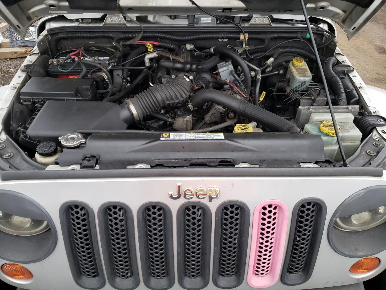 2007 Jeep Wrangler - Image 11