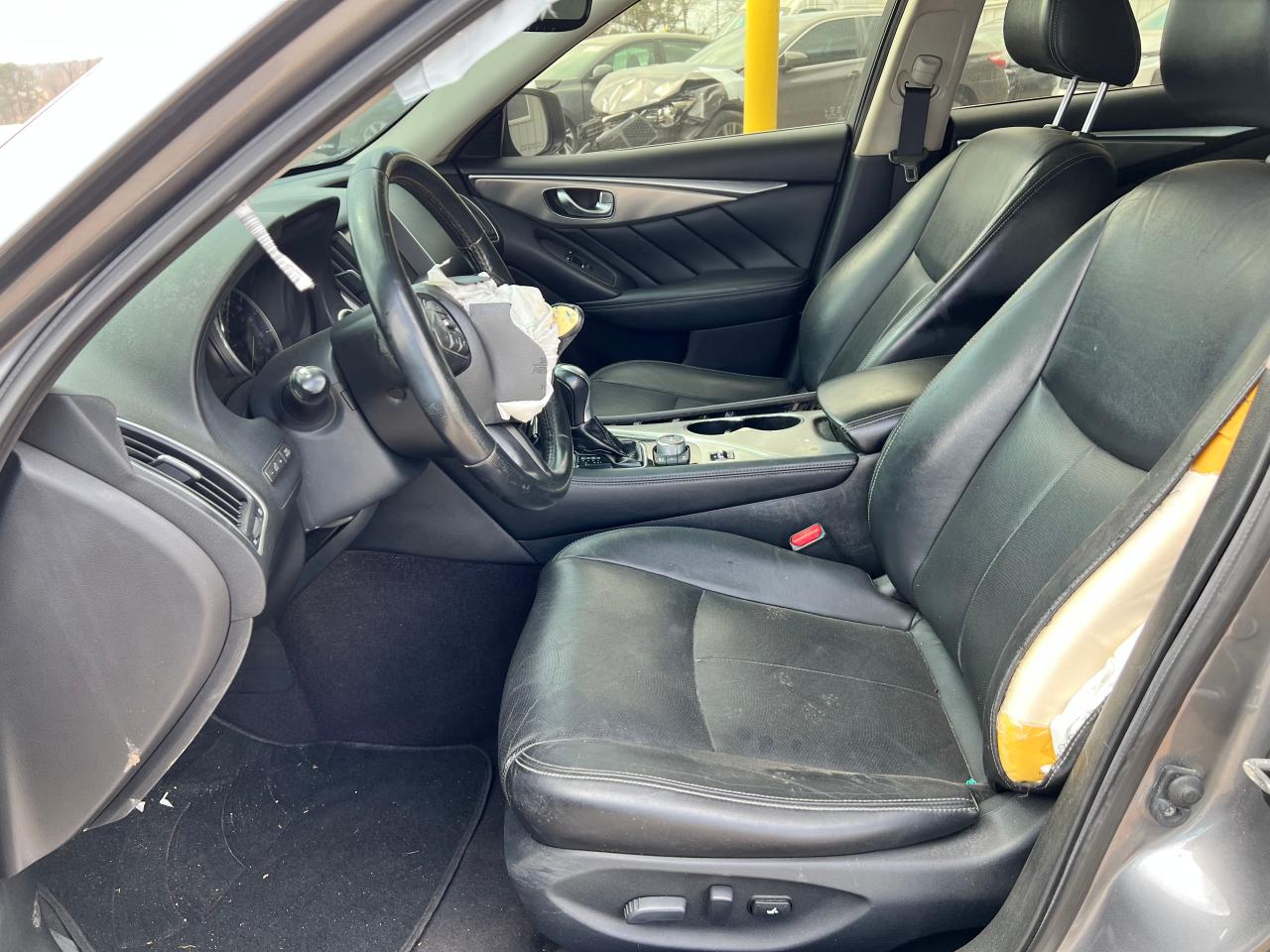 2015 Infiniti Q50 - Image 7