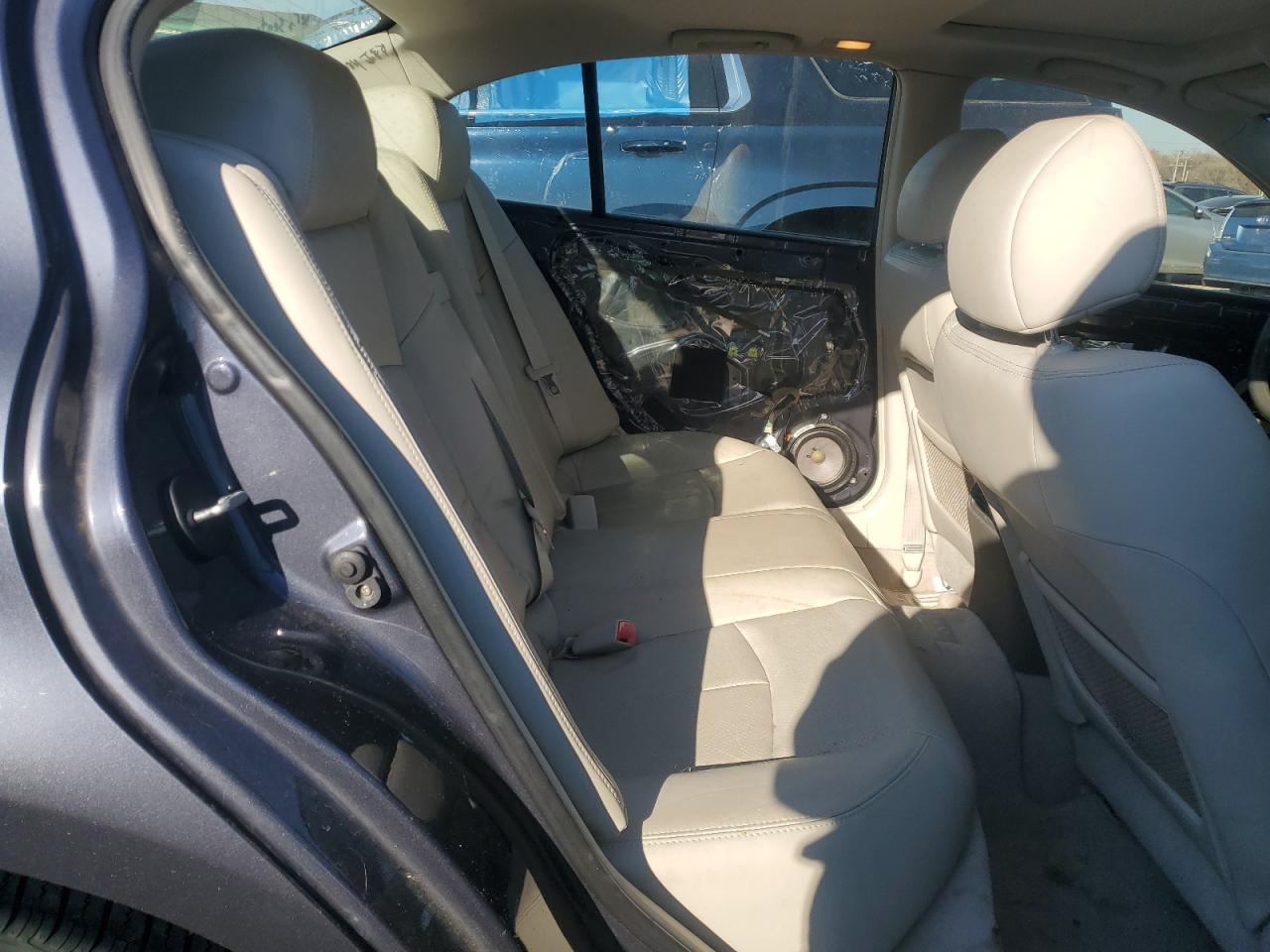 2012 Infiniti G - Image 10