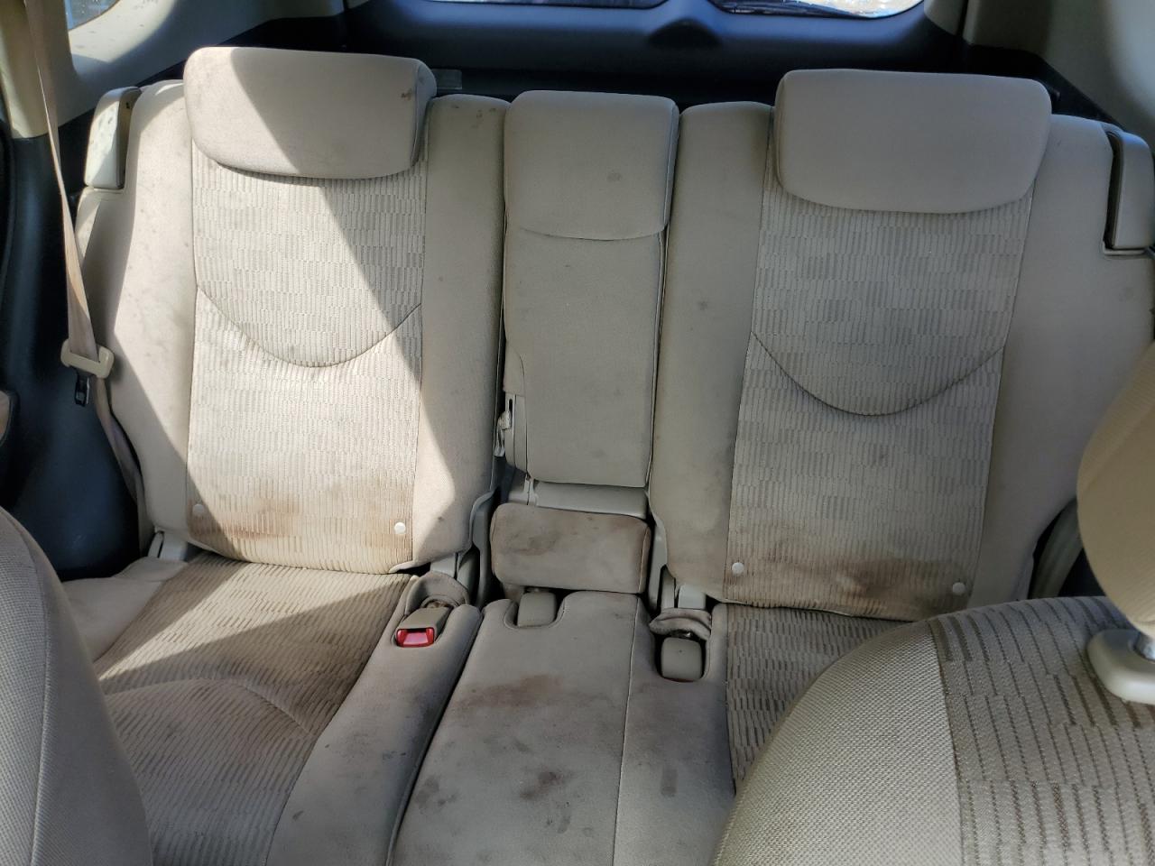 2010 Toyota RAV 4 - Image 10