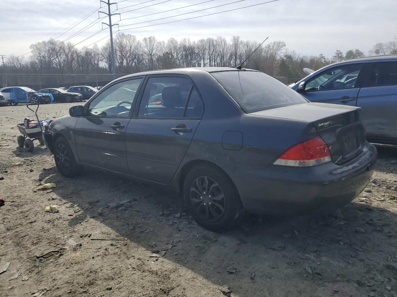 2004 Mitsubishi Lancer - Image 2