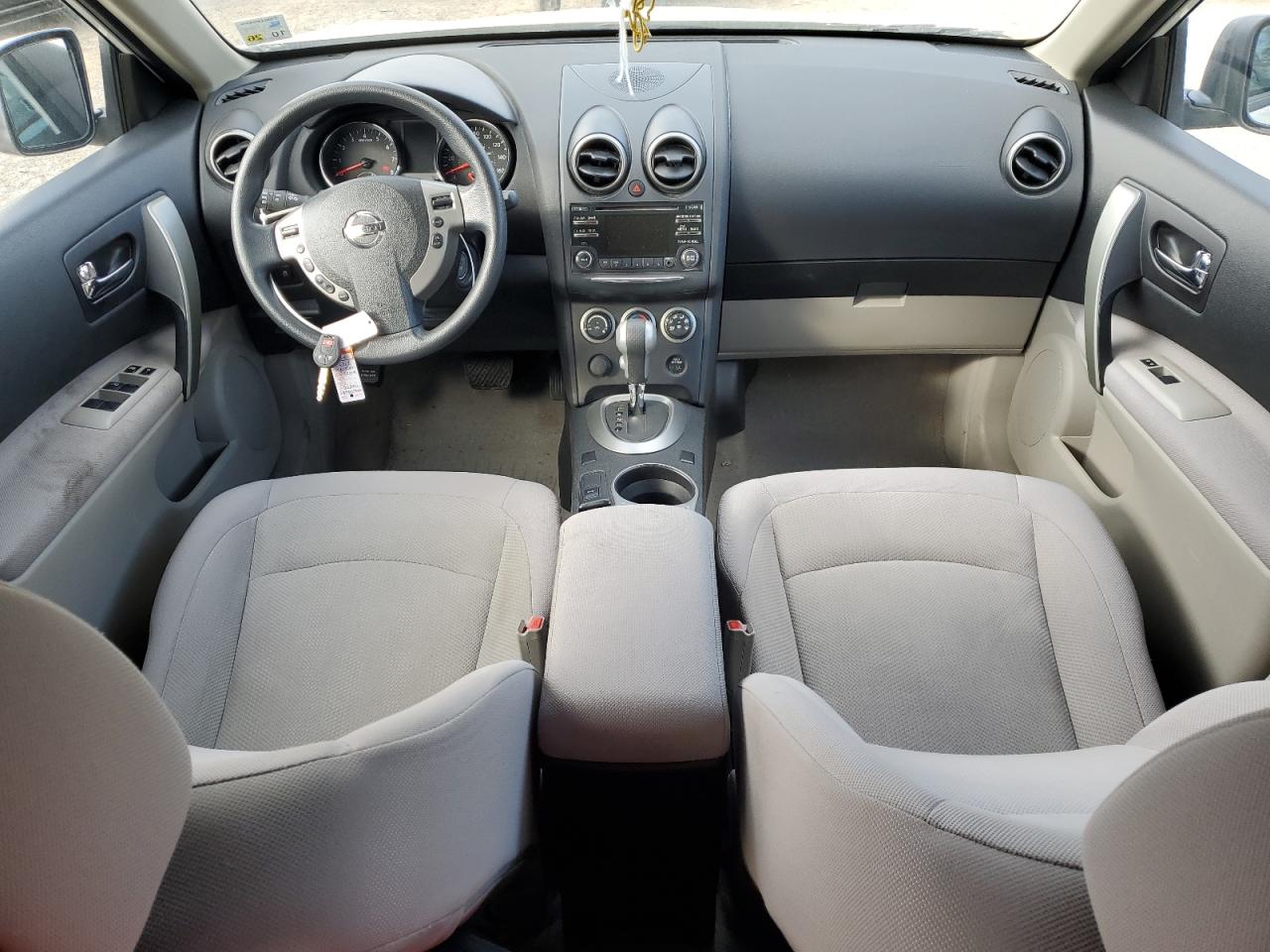 2013 Nissan Rogue - Image 8